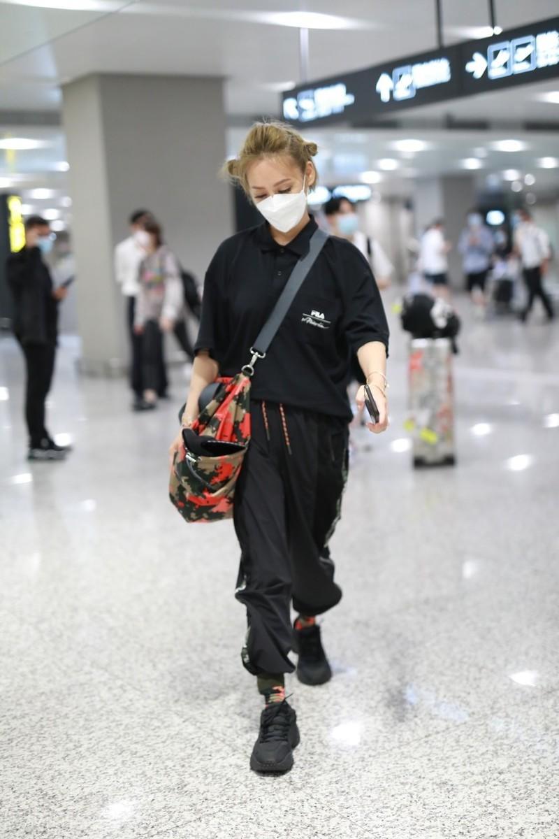 新疆最新机场信息，启程自然探索之旅，寻觅宁静心灵之地